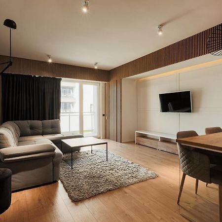 Nest Inn Stiletto Apartment Kolozsvár Kültér fotó